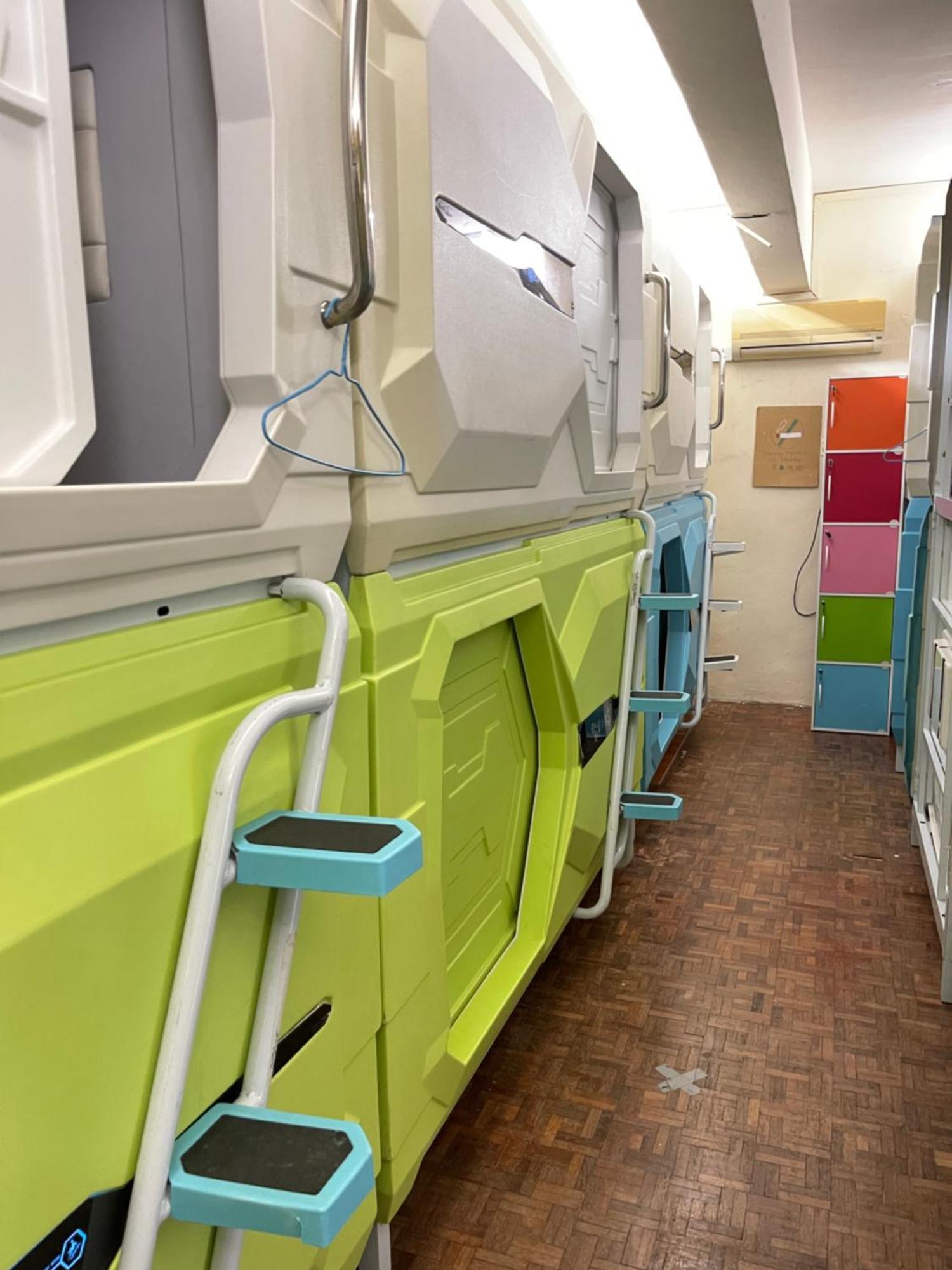 Pelangi Capsule Hostel Johor Bahru Exteriör bild
