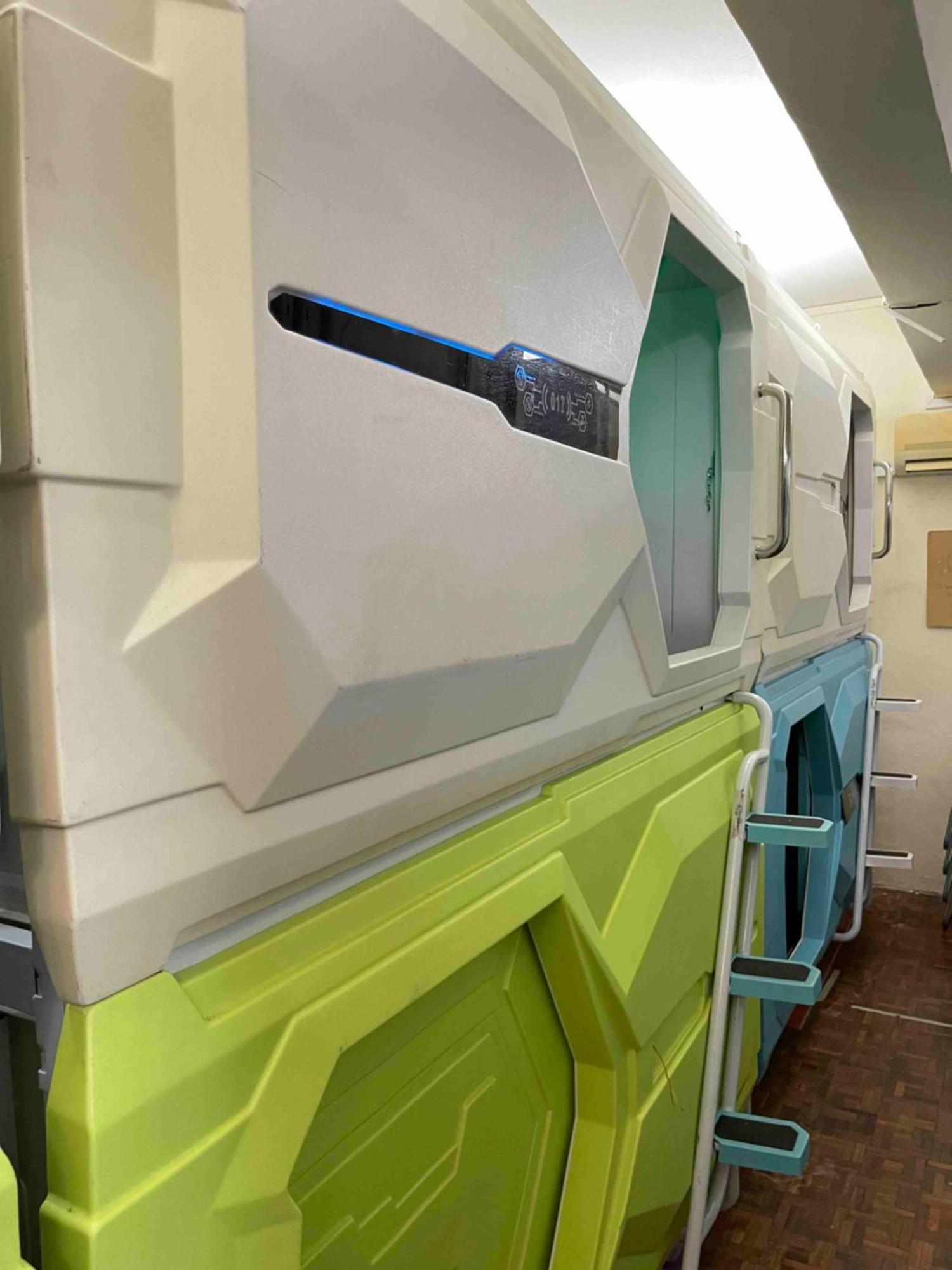 Pelangi Capsule Hostel Johor Bahru Exteriör bild