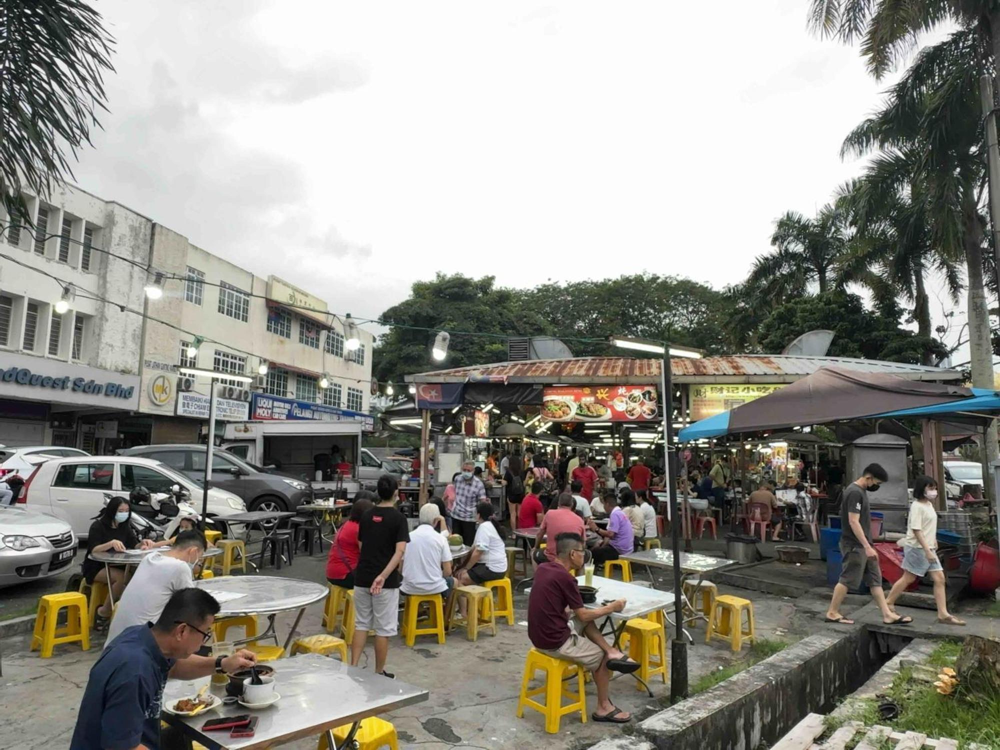 Pelangi Capsule Hostel Johor Bahru Exteriör bild